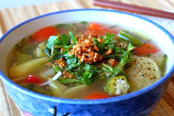 Рецепт: как приготовить кисло-сладкий суп с пангасиусом